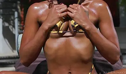 Petite ebony Scarlit Scandal is enjoying a hot summer sex