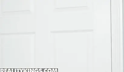 Petite Brunette Roommates' Sensual Threesome