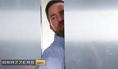 Xander Helps Maserati Get Unstuck