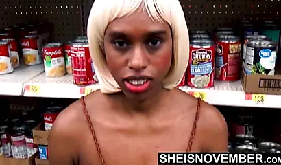 Sheisnovember Publicly Fucks for Groceries