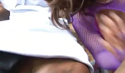 Booty Quake 4 - Scène 2