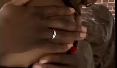 दो काफी नहीं हैं - दृश्य 4