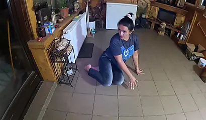 Tight Jeans MILF Gets Facefucked and Covered in Cum