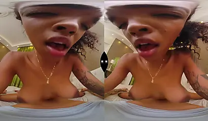 芭比·鲁斯的火辣VR口交