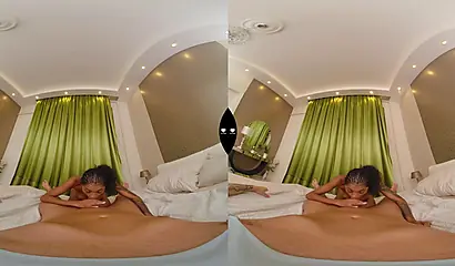 芭比·鲁斯的火辣VR口交