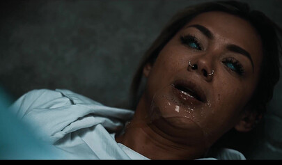 Black Goddess Zaawaadi Squirt Over Veronica Leal