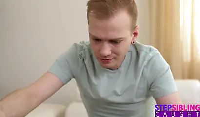 Ryder Rey's brother is ready to explode in her shaved pussy